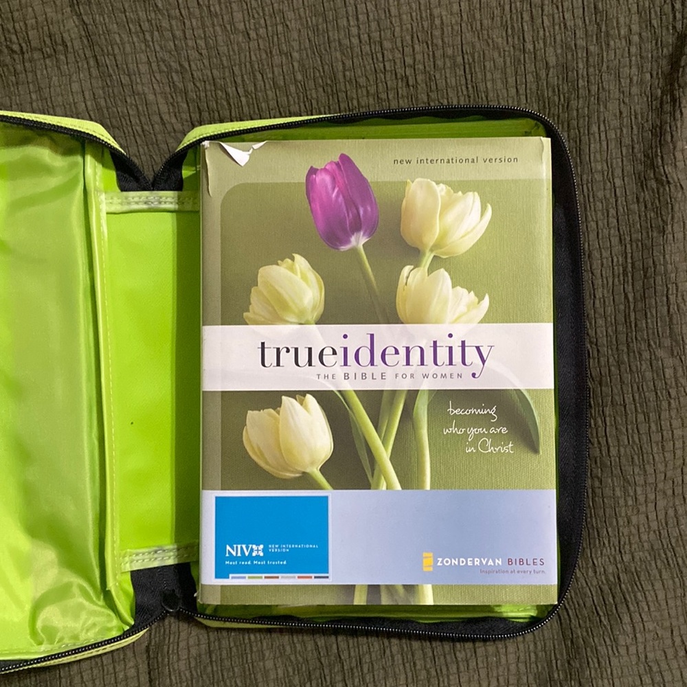 True Identity - The Bible For Women